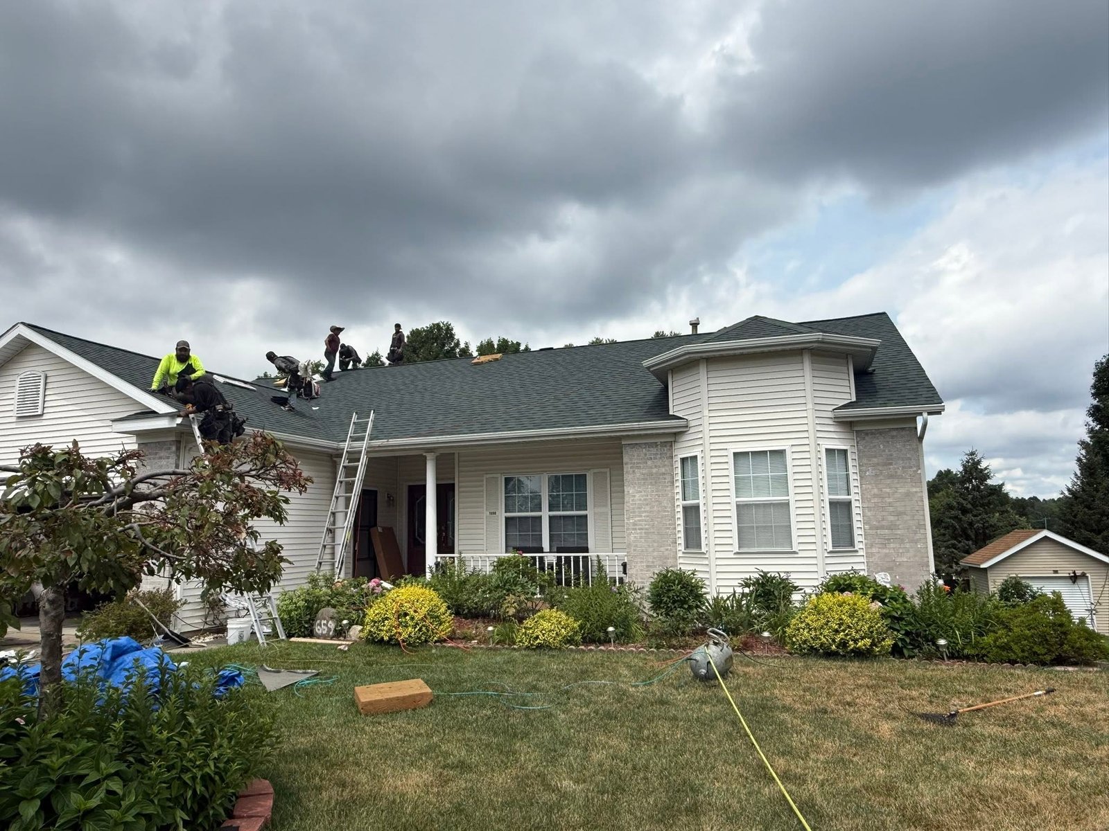 ABZ Construction roofing project 1